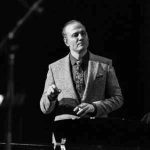 دانلود آهنگ علیرضا قربانی در زلف تو آویزم دانلود آهنگ علیرضا قربانی در زلف تو آویزم